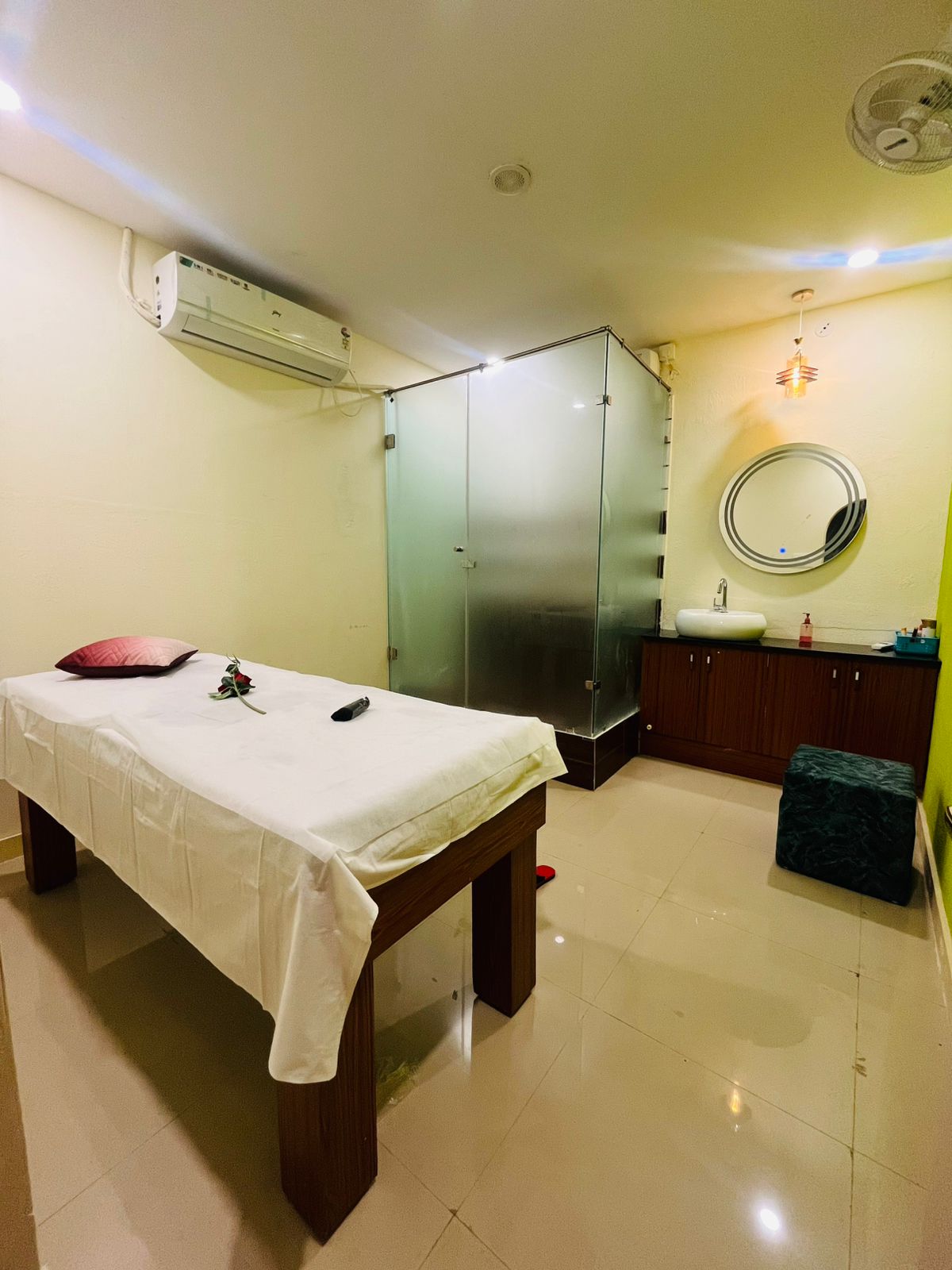 Budha Spa Interior 5